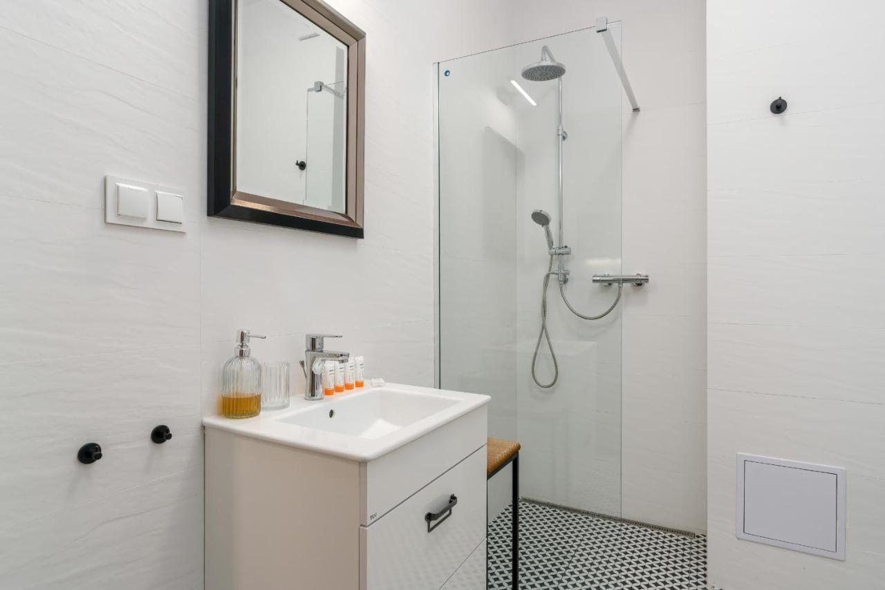 Deluxe Mtp Apartments Matejki By Noclegi Renters Πόζναν Εξωτερικό φωτογραφία