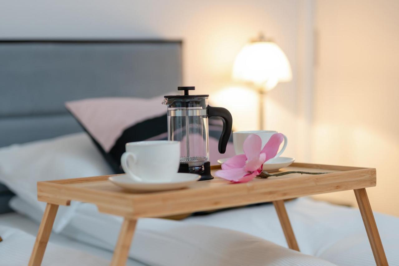 Deluxe Mtp Apartments Matejki By Noclegi Renters Πόζναν Εξωτερικό φωτογραφία