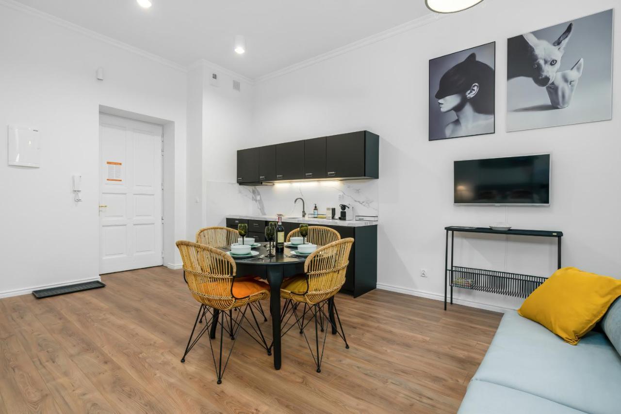 Deluxe Mtp Apartments Matejki By Noclegi Renters Πόζναν Εξωτερικό φωτογραφία