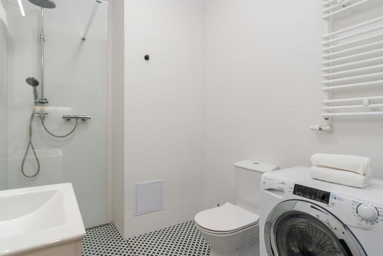 Deluxe Mtp Apartments Matejki By Noclegi Renters Πόζναν Εξωτερικό φωτογραφία